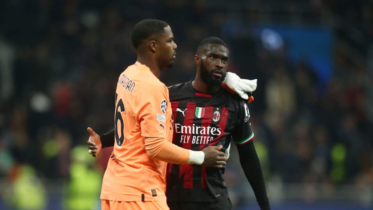 Ultimo anno e poi vado via: Milan, la notizia che tutti temevano | Il pilastro della squadra ha già deciso
