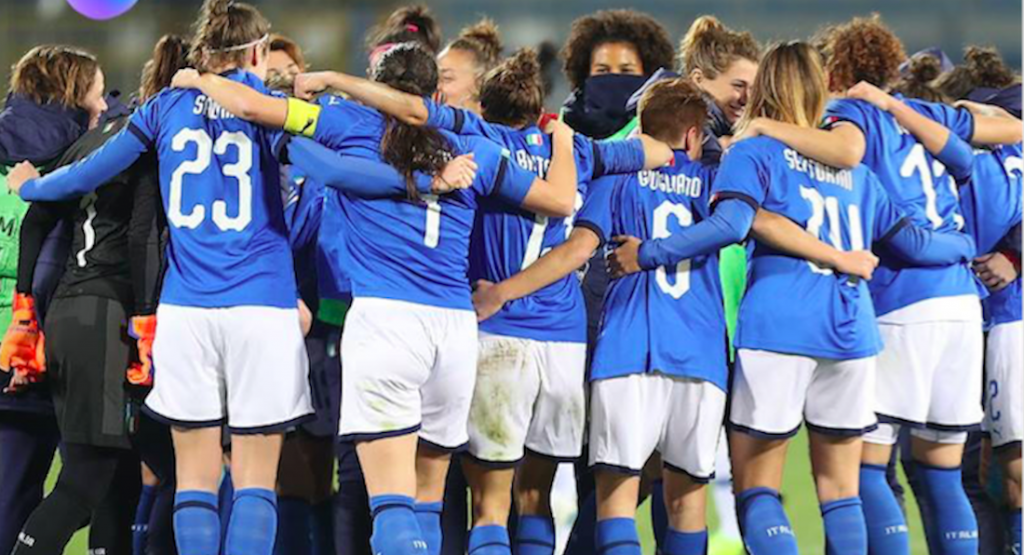 Calcio femminile / Gli Europei slittano al 2022